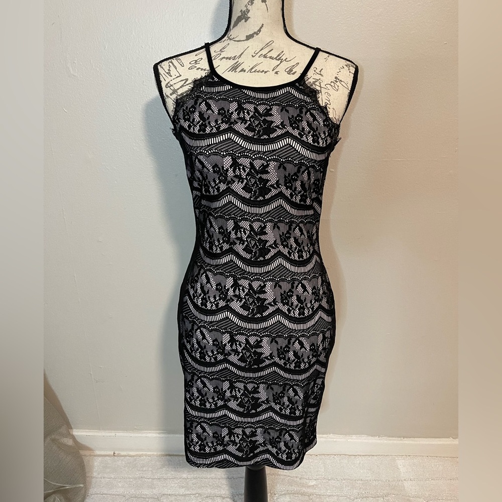 🖤Black lace overlay Bodycon dress